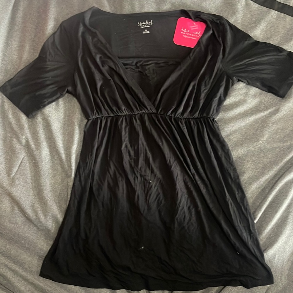 Maternity dress really easy for breastfeeding